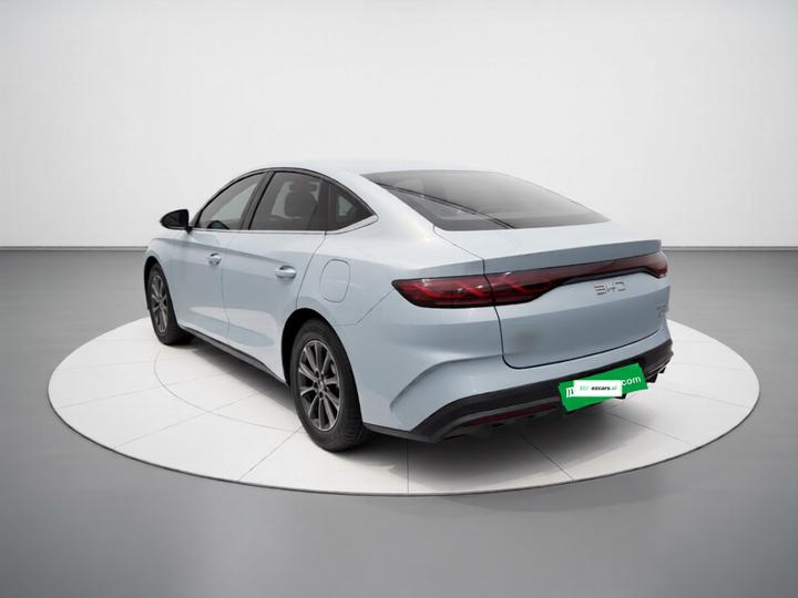 Qin L 2024 DM-i 80KM Leading photo 4