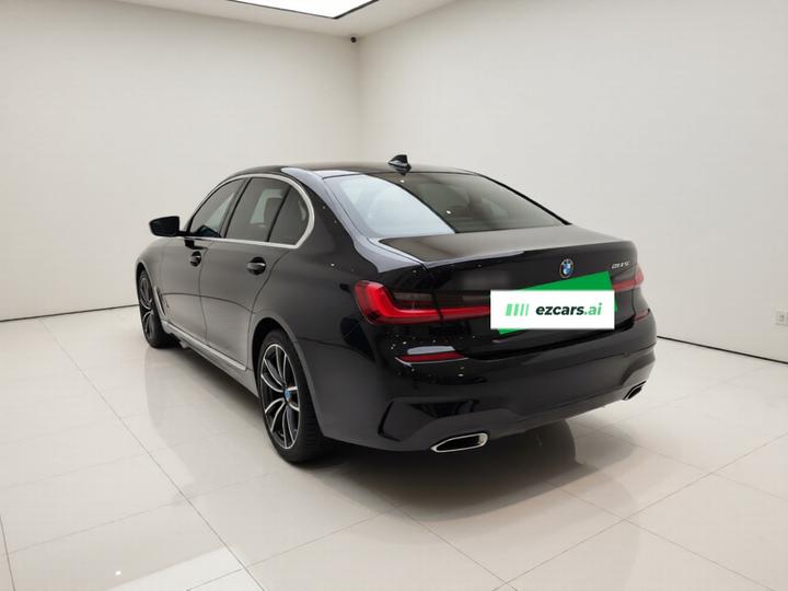 3 Series 2022 320Li M Sport Package photo 4