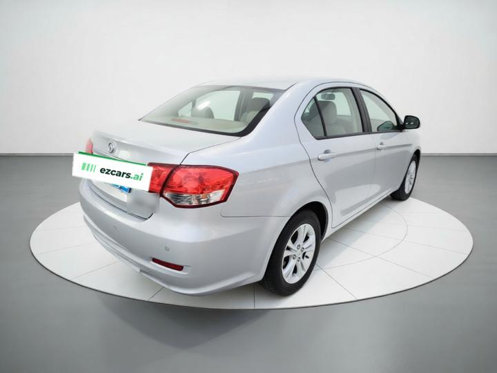 C30 2015 1.5L MT Comfort photo 6
