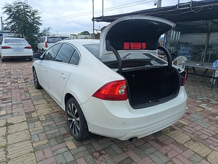 S60 2018 S60L T3 Progressive photo 4