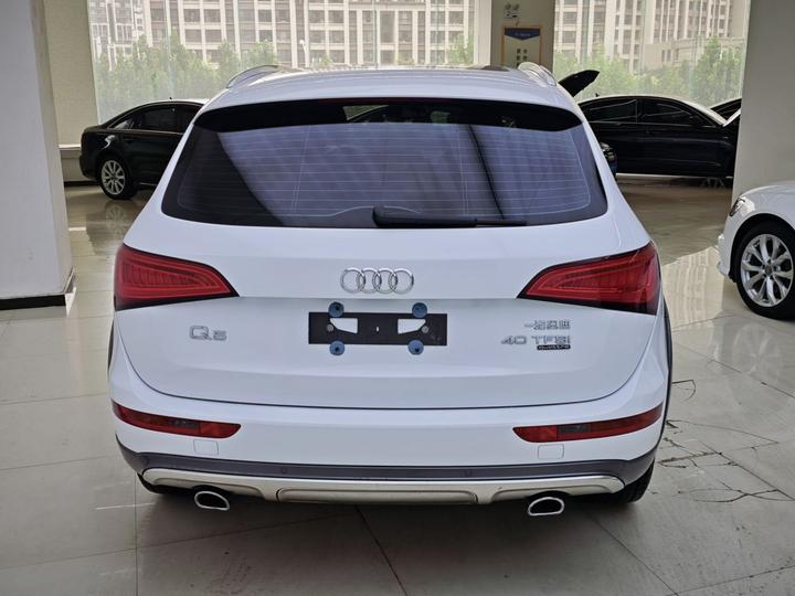 Q5 2017 Plus 40 TFSI Tech photo 4
