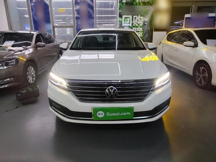 Lavida 2022 1.5L AT photo 2