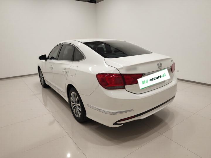 Spirior 2015 2.0L Collection photo 4