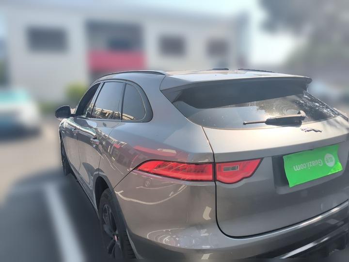 F-PACE 2020 2.0T photo 4