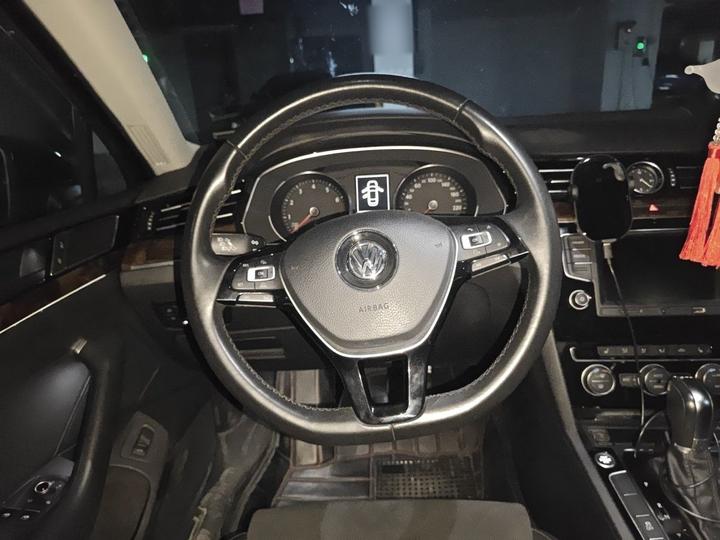 Magotan 2017 330TSI DSG Luxury photo 3