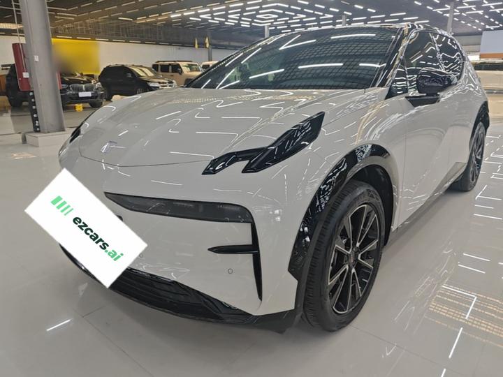 X 2023 RWD YOU 4-Seater