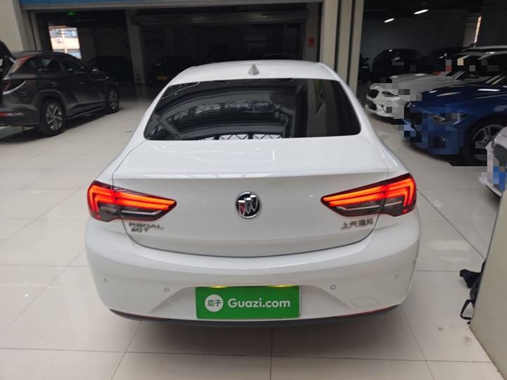 Regal 2019 20T Elite China VI photo 3