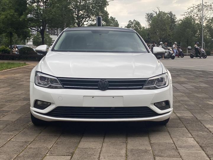 Lamando 2018 230TSI DSG photo 4
