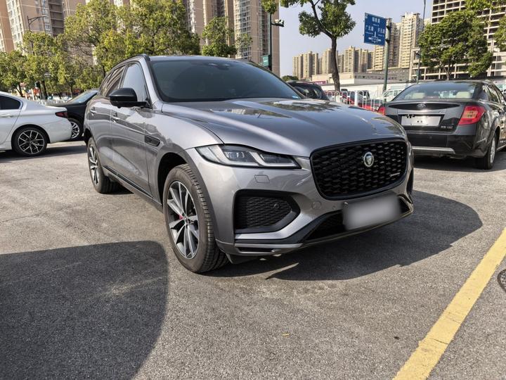 F-PACE 2024 P250 R-Dynamic SE photo 2