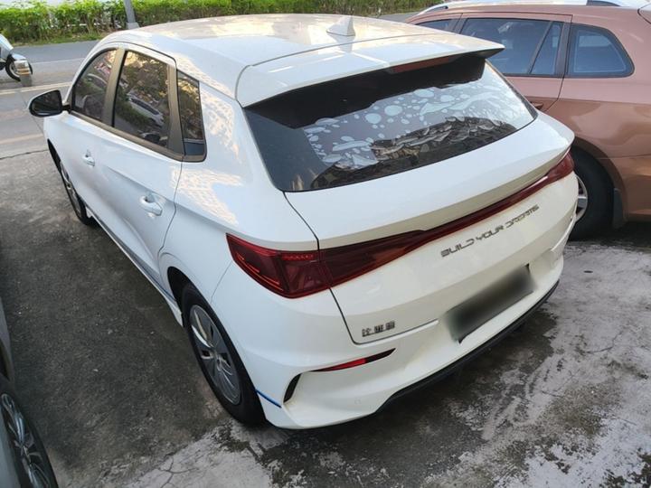 e2 2019 Standard Range Standard photo 4