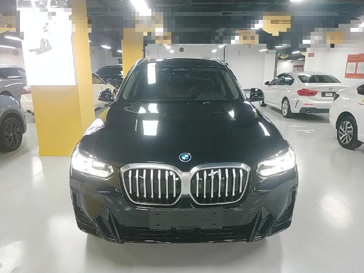 iX3 2022 Facelift Leading photo 2