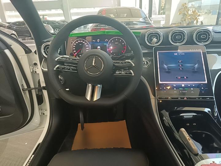 C-Class 2024 Facelift C 260 L Sport photo 6
