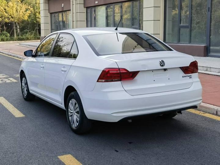 Santana 2016 1.6L AT photo 4