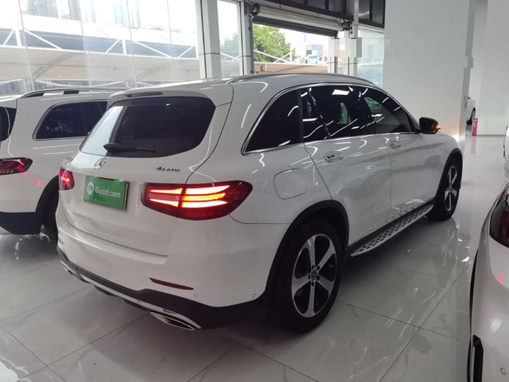 GLC 2018 GLC 260 4MATIC Luxury photo 4
