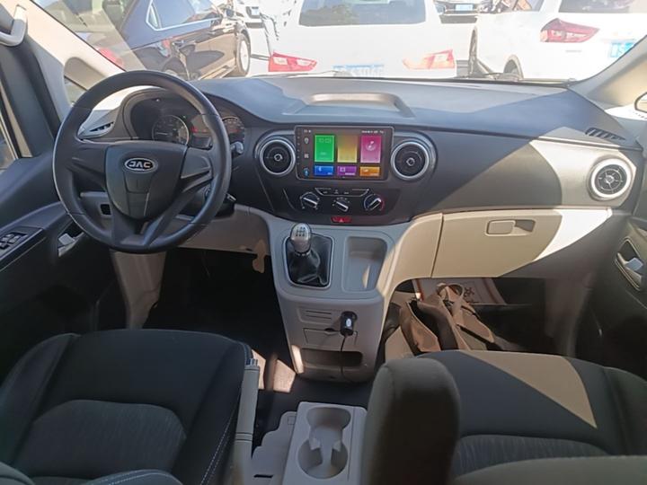 Refine M3 2019 PLUS 1.8L Luxury Smart 9-Seater photo 5