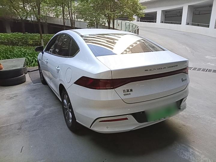 Qin PLUS 2024 Honor DM-i 55KM Leading photo 4