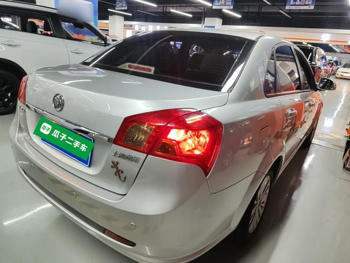Excelle 2015 1.5L AT Exclusive photo 4