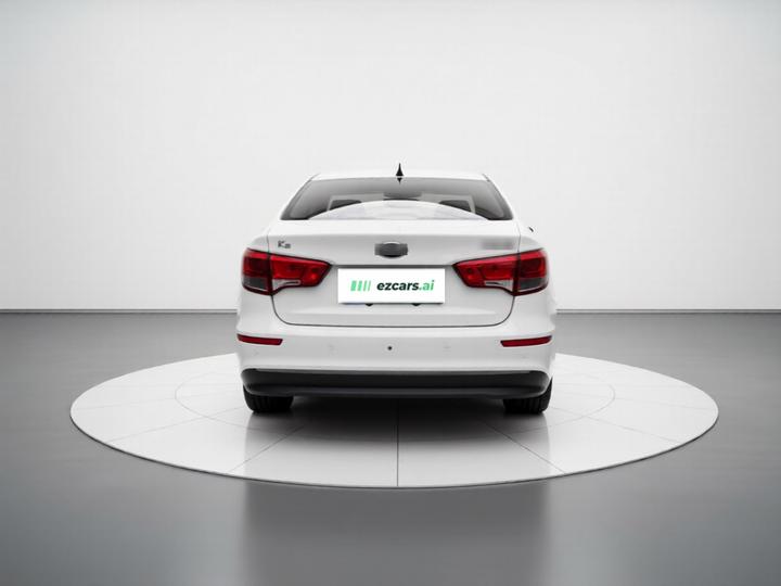 K2 2015 Sedan 1.4L AT GLS photo 5