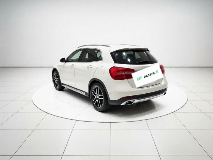 GLA 2015 GLA 220 4MATIC Fashion photo 4