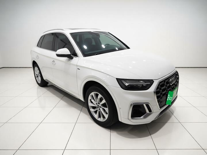 Q5L 2022 Facelift 40T Luxury Dynamic photo 3