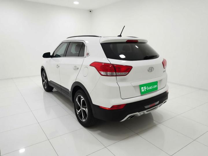ix25 2017 1.6L AT Smart photo 4