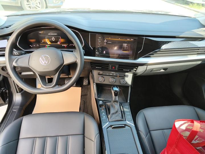 Passat 2023 Facelift 280TSI Business photo 5