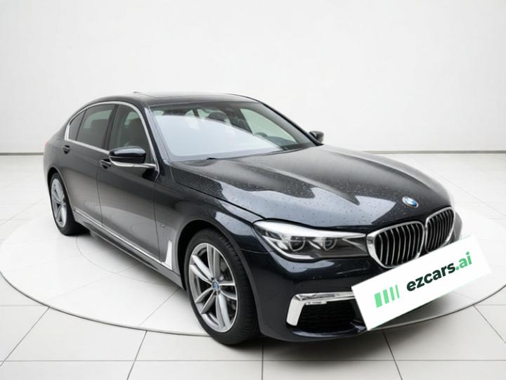 7 Series 2018 730Li Leading M Sport Package photo 3