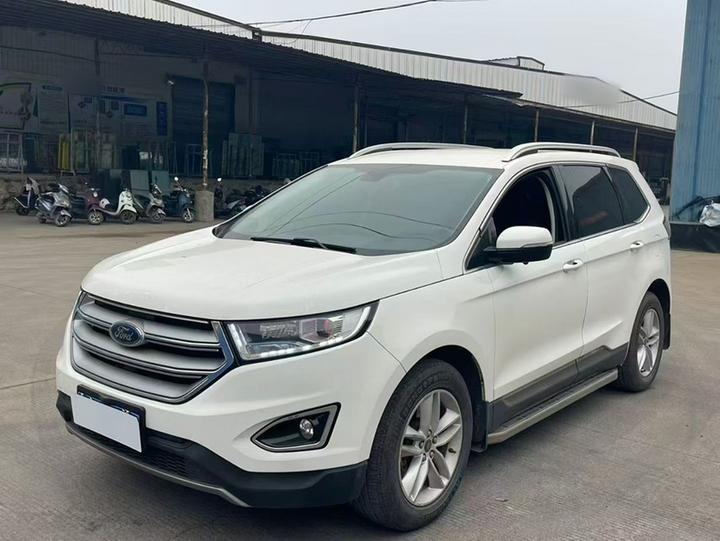 Edge 2016 EcoBoost 245 RWD 7-Seater