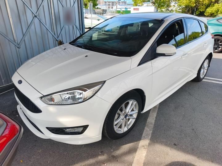 Focus 2017 Hatchback EcoBoost 180 AT Elite
