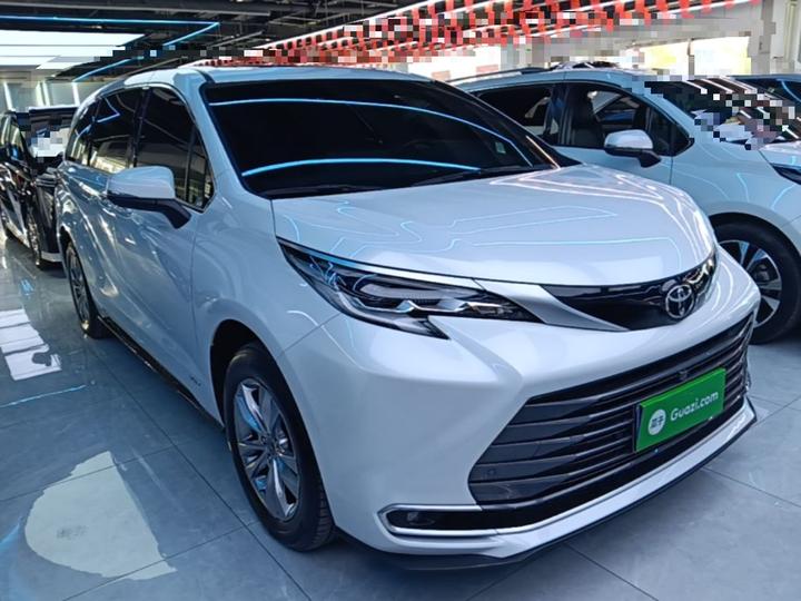 Sienna 2024 2.5L Hybrid AWD Premium photo 3