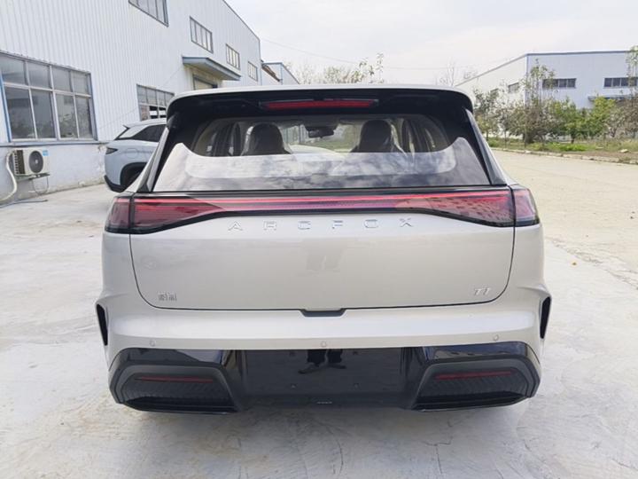 ARCFOX T1 2026 450 PRO photo 5