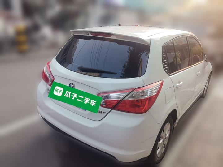 R50 2015 1.6L MT Luxury photo 6