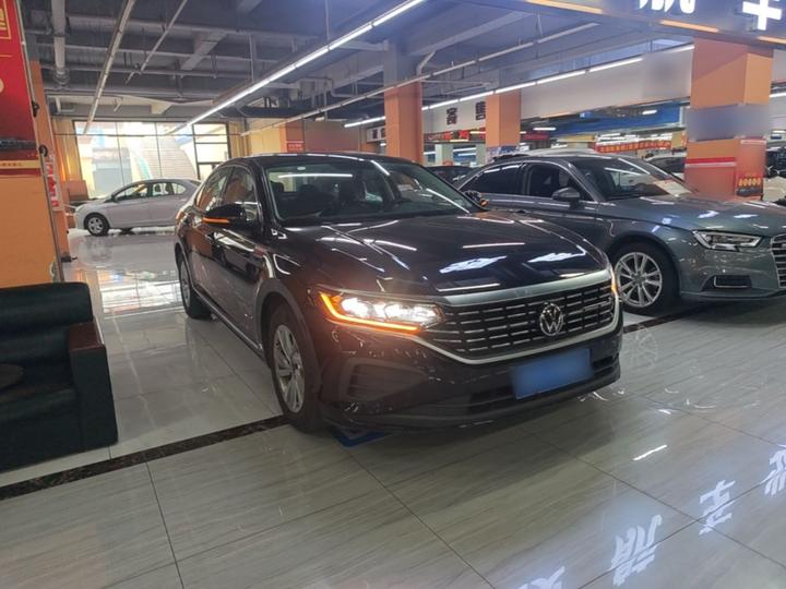 Passat 2023 Facelift 280TSI Business photo 3