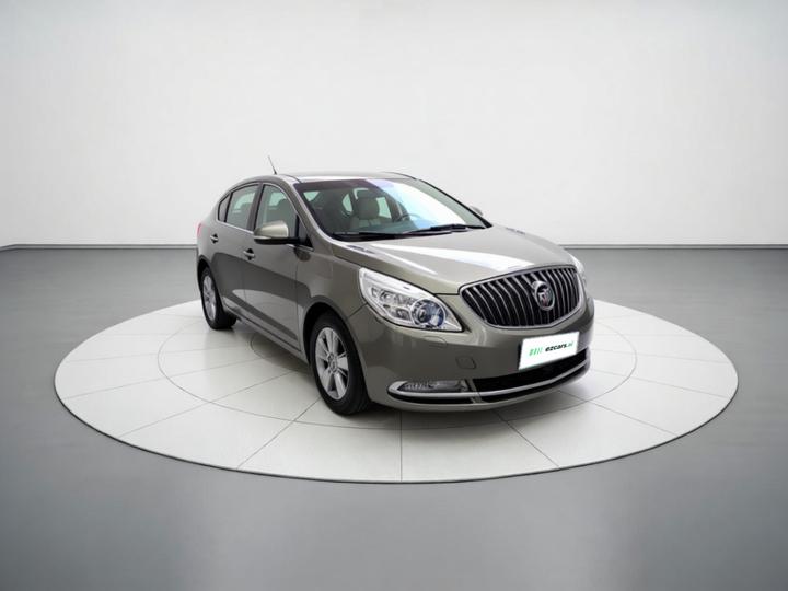 GL8 2014 3.0L XT Luxury Business Flagship photo 3