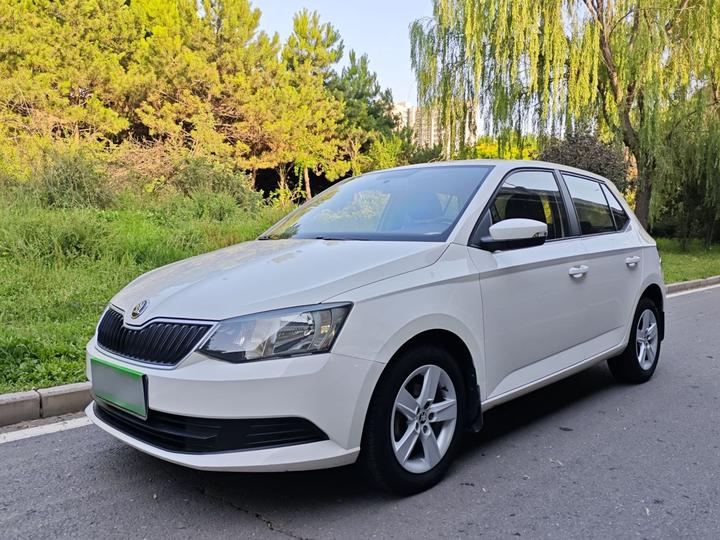 Fabia 2016 1.4L AT