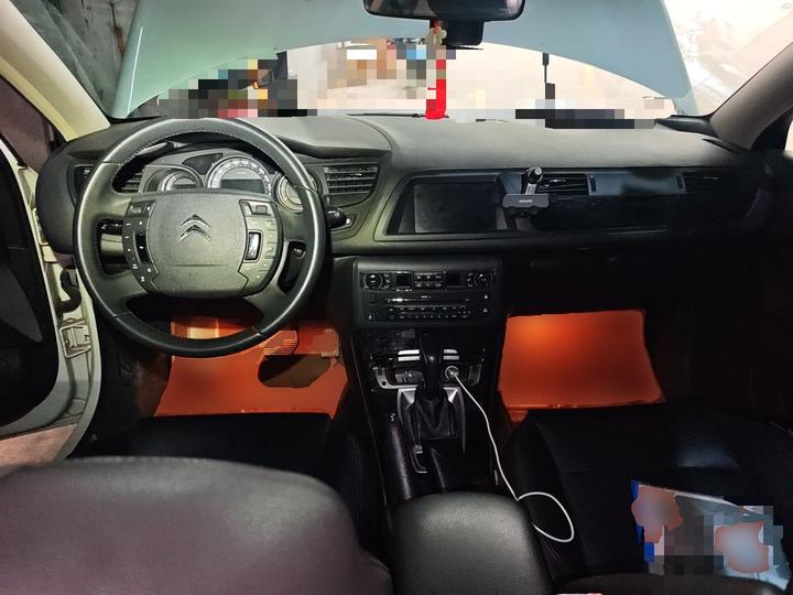 C5 2014 2.0L AT Exclusive photo 5