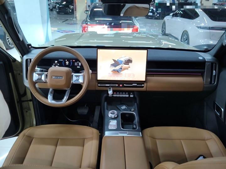 iCAR V27 2026 200KM AWD 700 photo 5