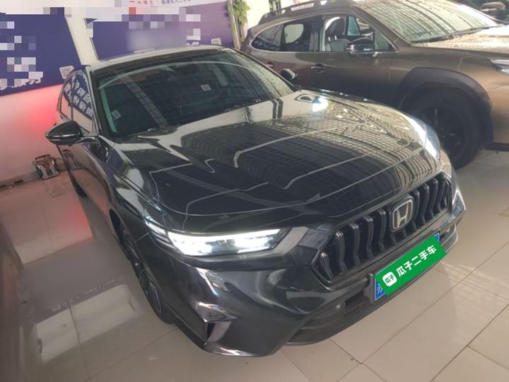 2023 260TURBO photo 3