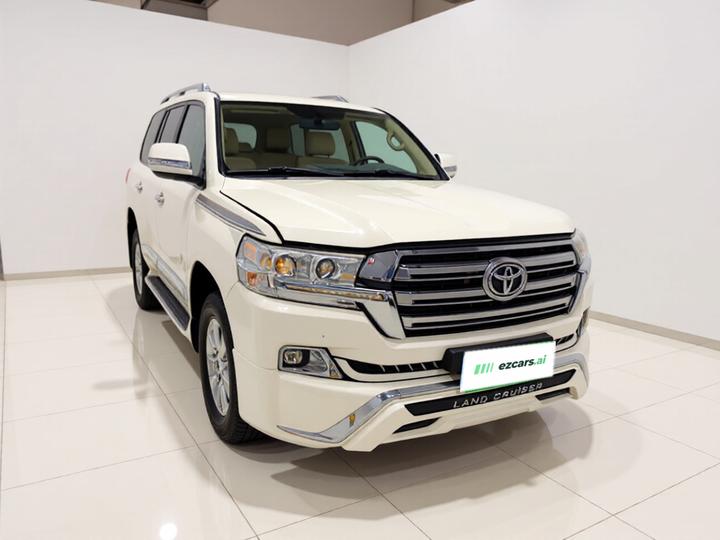 Land Cruiser Imported 2015 4.0L V6 Low Trim photo 3