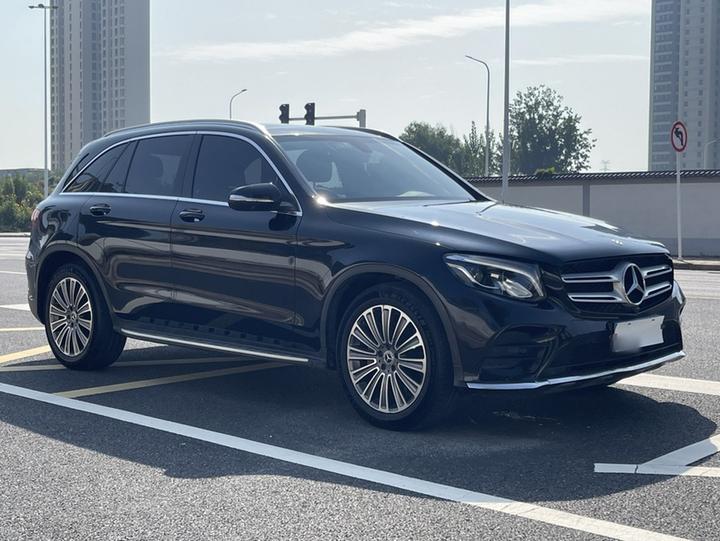 GLC 2017 GLC 260 4MATIC Dynamic photo 3