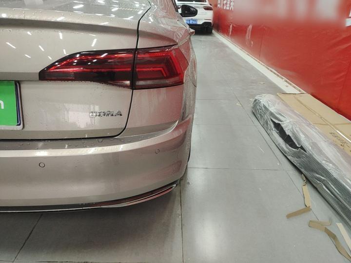 Bora 2019 Facelift 1.5L AT Comfort China VI photo 7