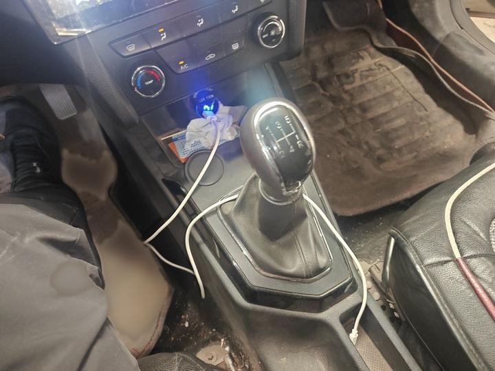 FAW A50 2018 1.5L MT Standard photo 6