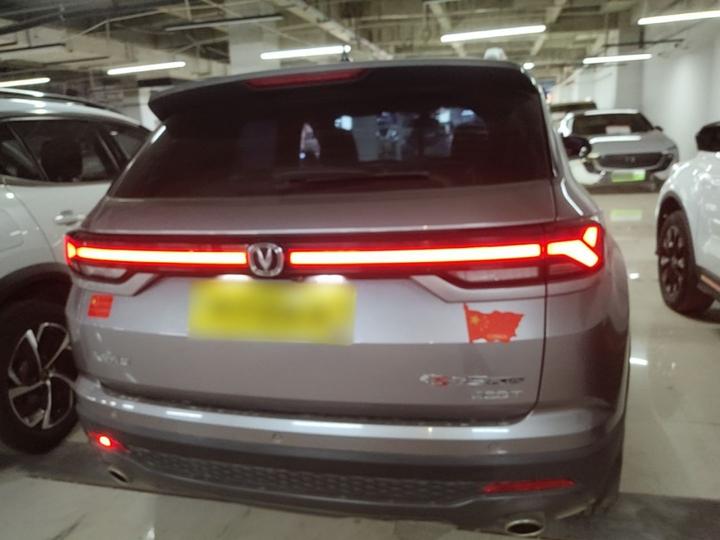 CS35PLUS 2021 Facelift NE 1.4T DCT Luxury photo 3