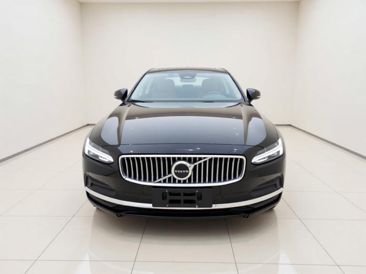 S90 2025 B5 Luxury photo 2