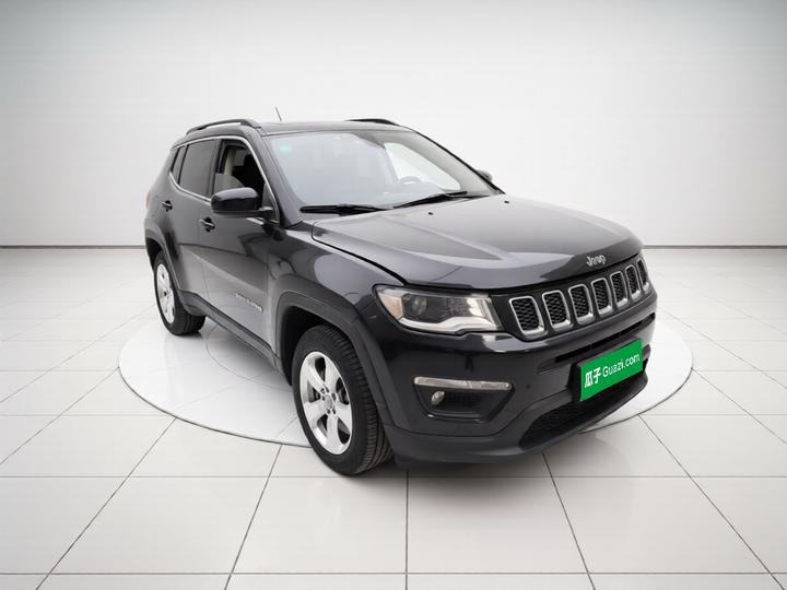 Compass 2019 220T AT photo 3