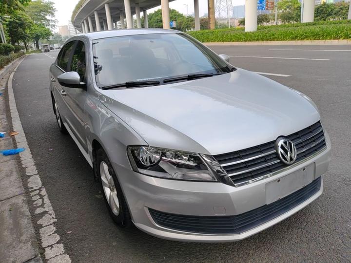 Lavida 2013 Facelift Classic 1.6L AT photo 3