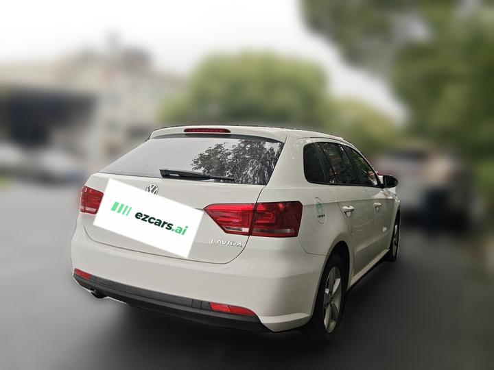 2013 1.6L AT photo 6