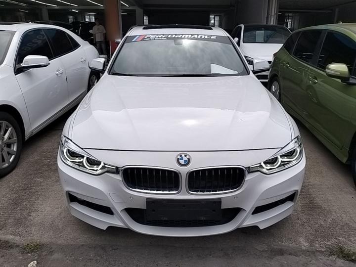 3 Series 2018 320i M Sport Package photo 2