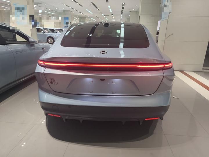 ET5 2022 75kWh photo 3