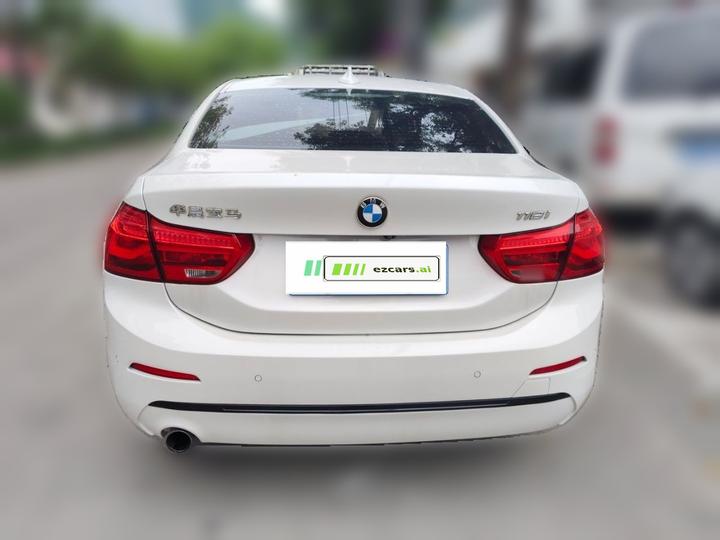 1 Series 2018 118i Sport photo 5